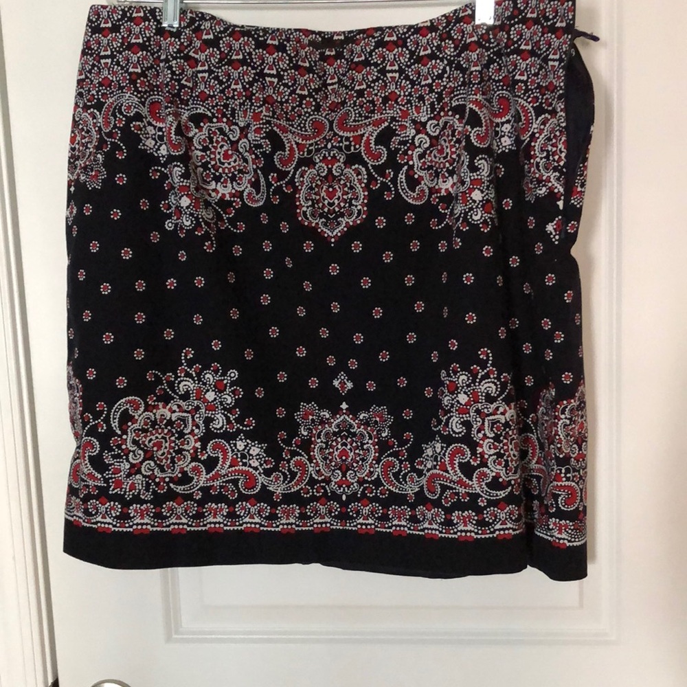 Talbots navy & red lined skirt